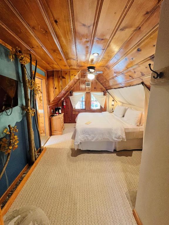 Cottage Inn At Lake Tahoe - King Studio - Happy Camper