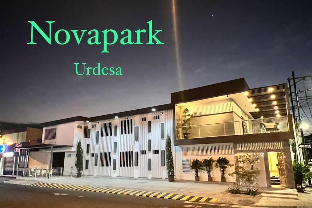 a building with a sign that reads noapp underosa at NOVAPARK ILANES in Guayaquil