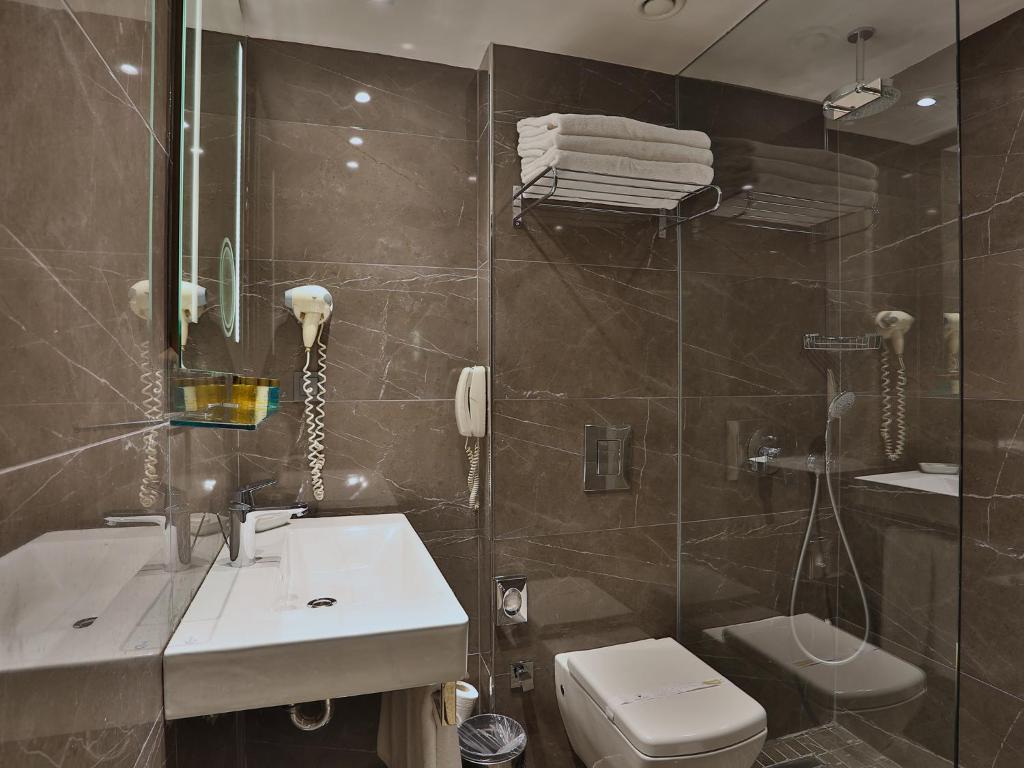 Salle de bains dans l&#39;&eacute;tablissement Hotel Zurich Istanbul Old City