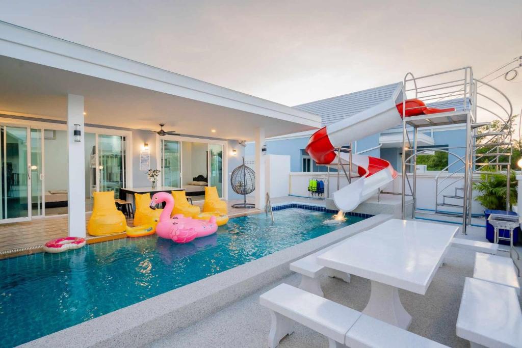 Πισίνα στο ή κοντά στο พลอยพูลวิลล่า ชะอำ 2 Poolvilla Cha-am 2