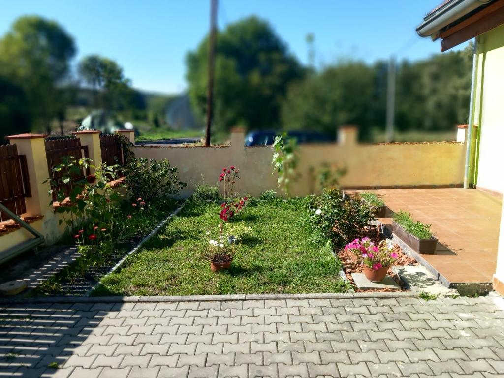 Giardino di Guest House SAMSON