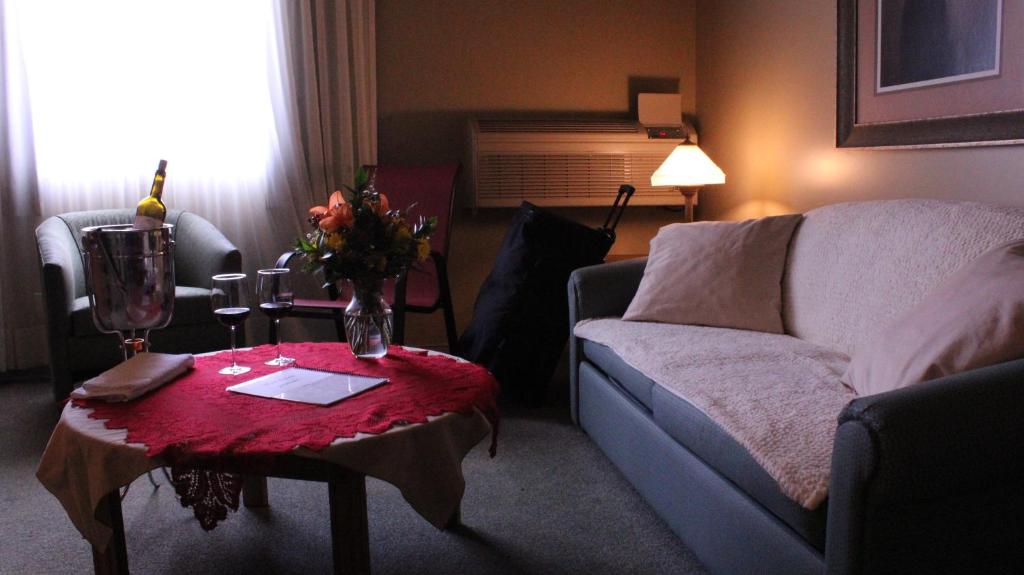 Posezení v ubytování Hôtel Val-des-Sources