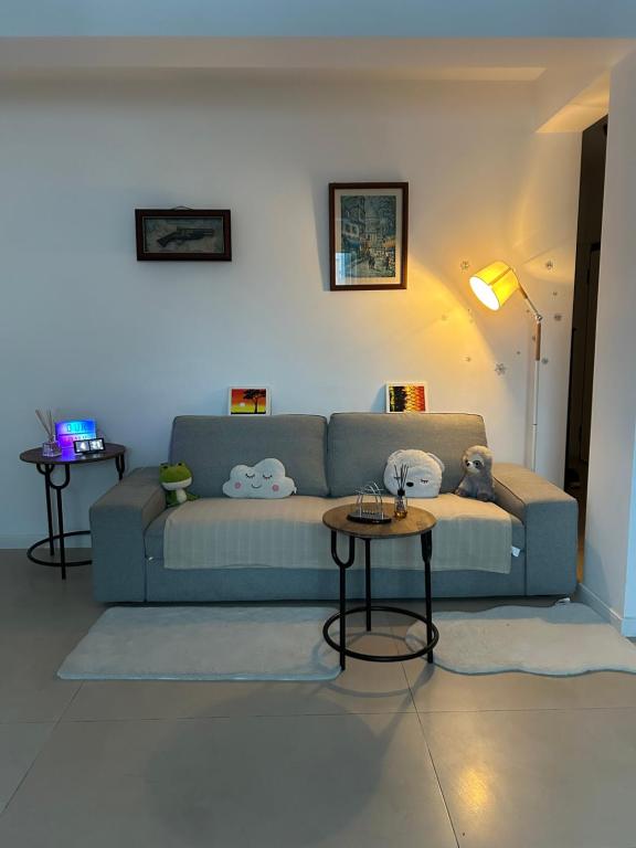 Posezení v ubytování A quiet place - AB Homes - ap 3 rooms Netflix&chill