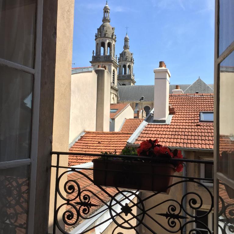 La Casa Victoria -Stanislas area -Suite 65m2 OR Loft 75m2 - 两居室公寓 - 洛杉矶套房维多利亚