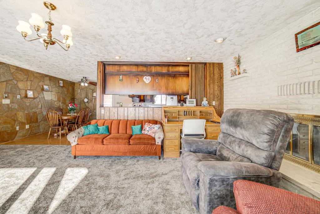 Idaho Vacation Rental Day Trip to Yellowstone!, Sugar City Updated