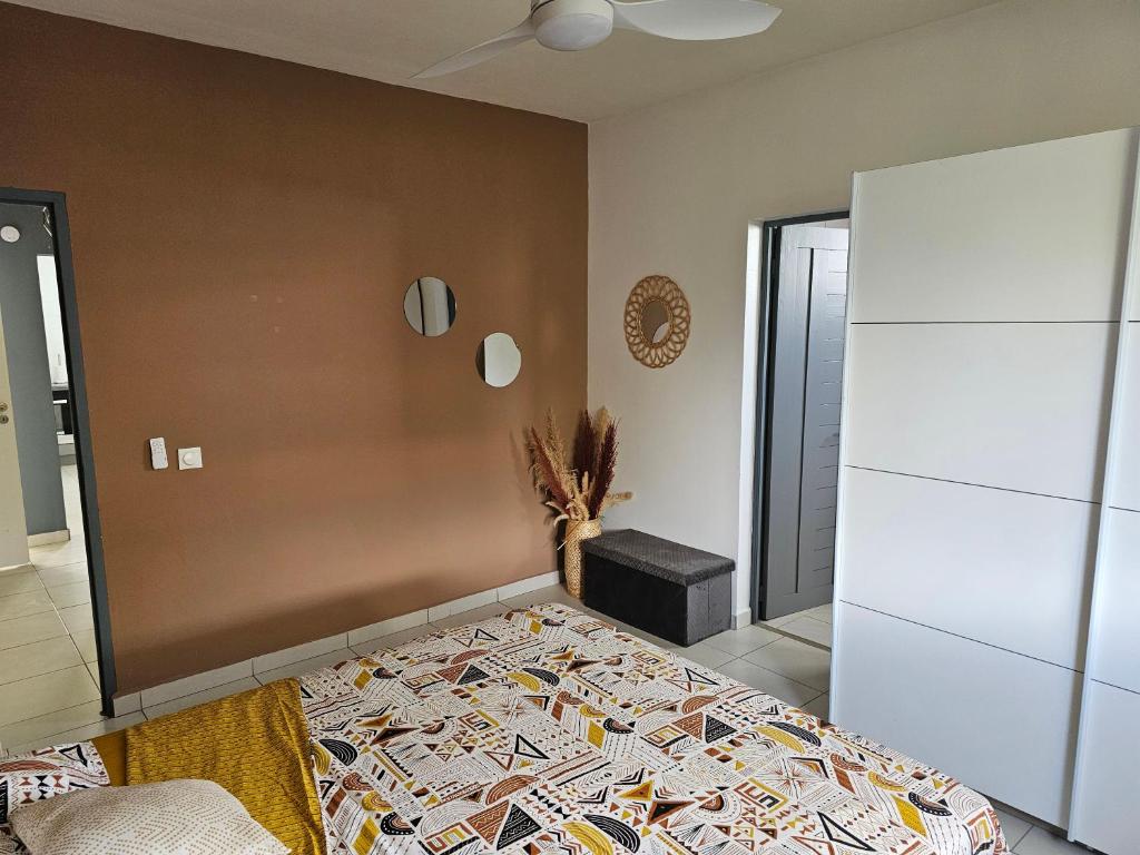 Postel nebo postele na pokoji v ubytování Villa du marquis avec piscine