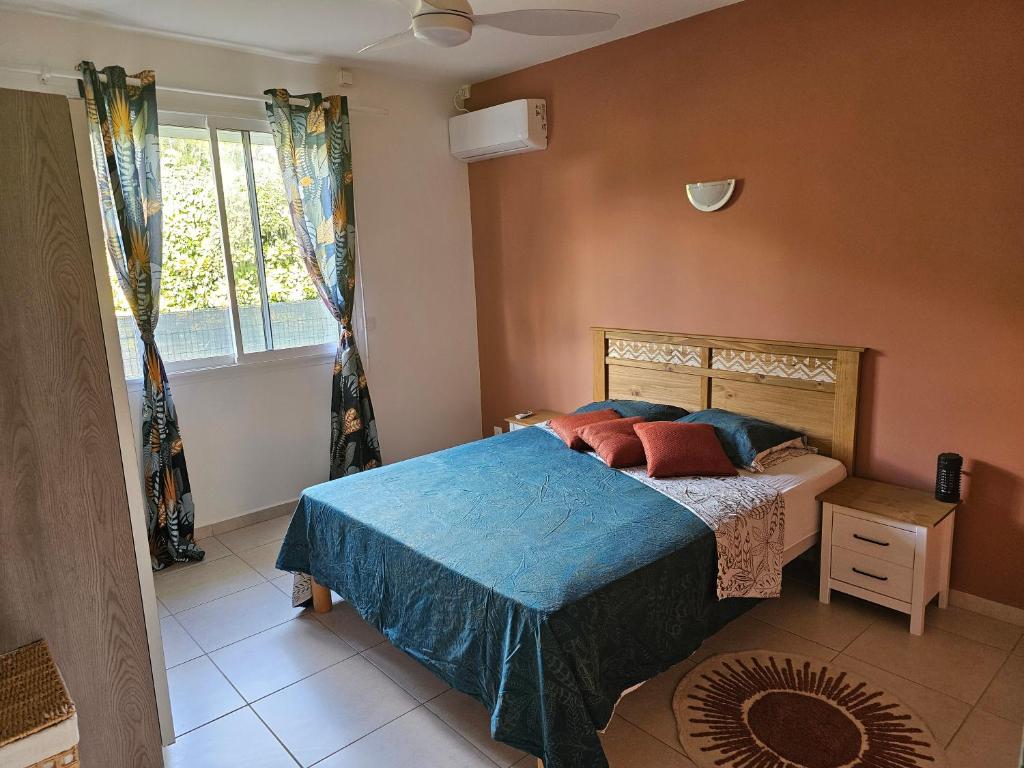 Postel nebo postele na pokoji v ubytování Villa du marquis avec piscine