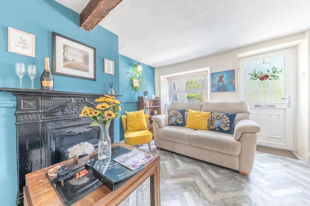 Posezení v ubytování Charming Cottage, Lake District