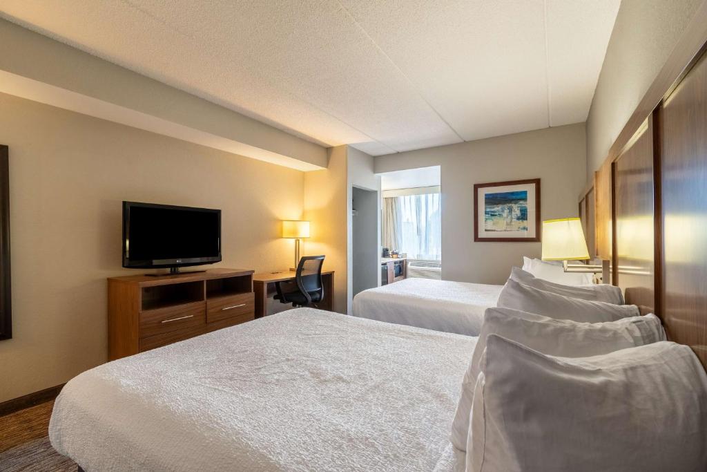 Best Western Bridgeview Hotel - Camera Queen D'angolo Con Due Letti Queen Size