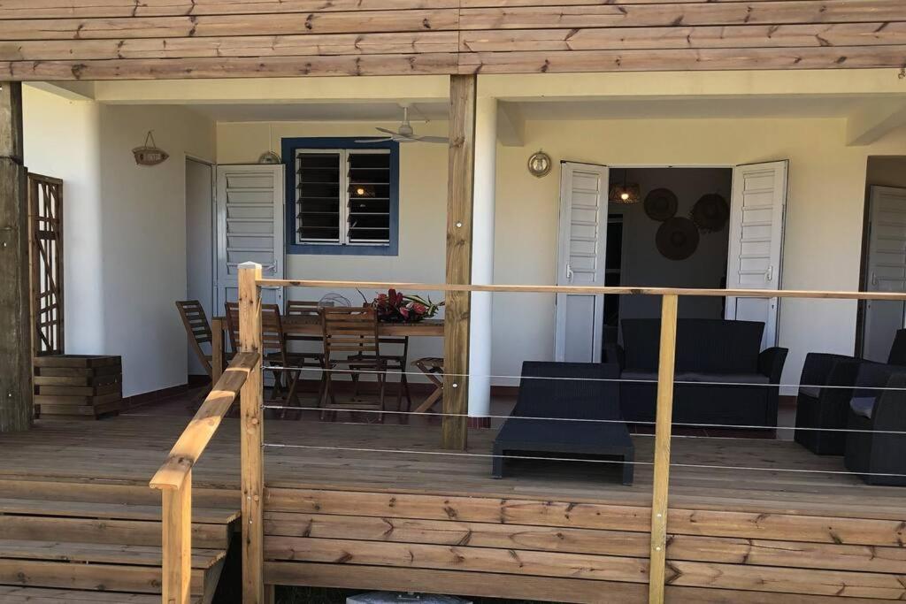 Balkón nebo terasa v ubytování APPARTEMENT T3 "TI CAZE" Villa Bel Kay Nou