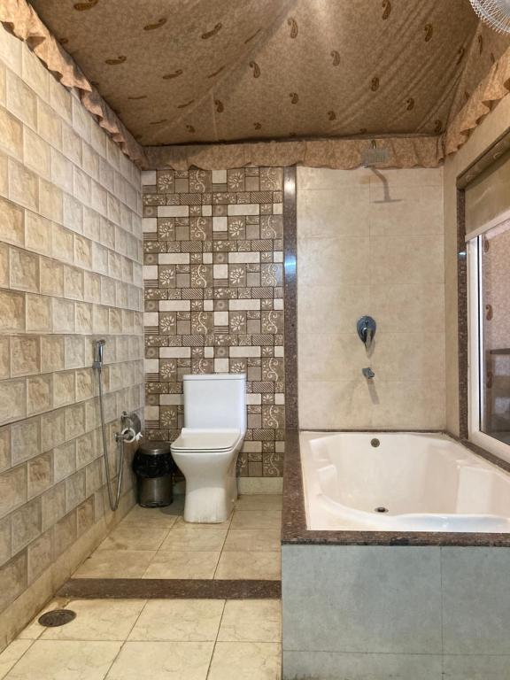 Koupelna v ubytování Amrit Van Resort