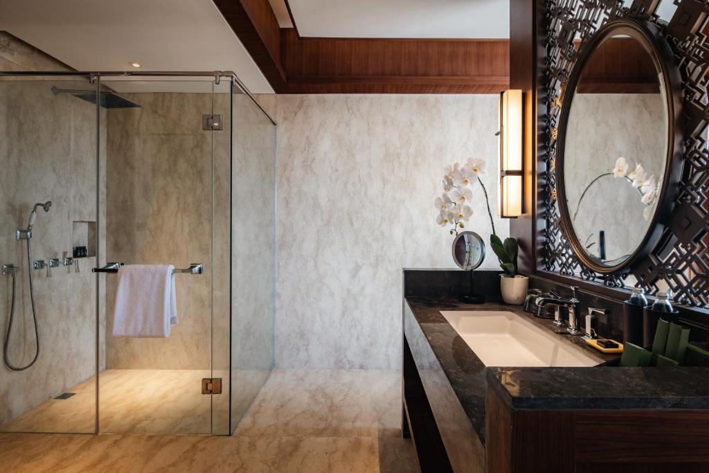 Bali Beach Hotel - 16