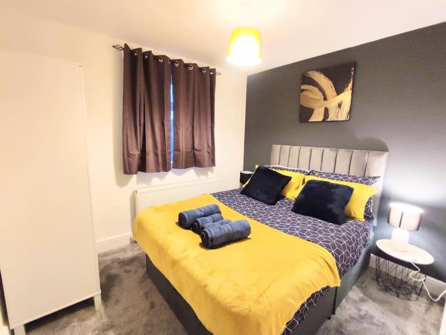 Ένα ή περισσότερα κρεβάτια σε δωμάτιο στο Sigma Lux Home
