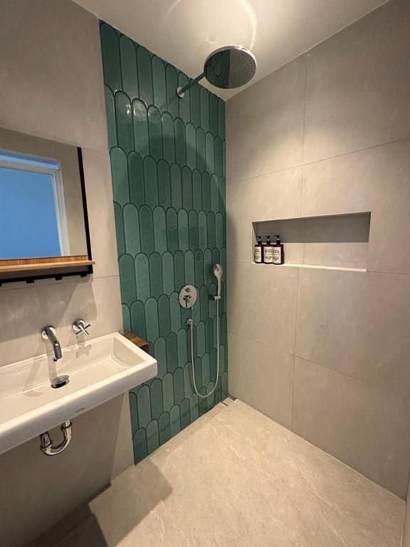 Koupelna v ubytování de' Halimun Guest House