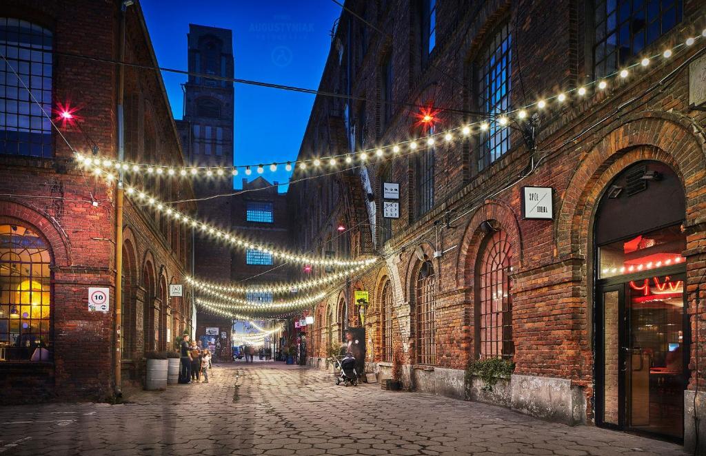 Royal Aparthotel Piotrkowska 92 - Resim 26