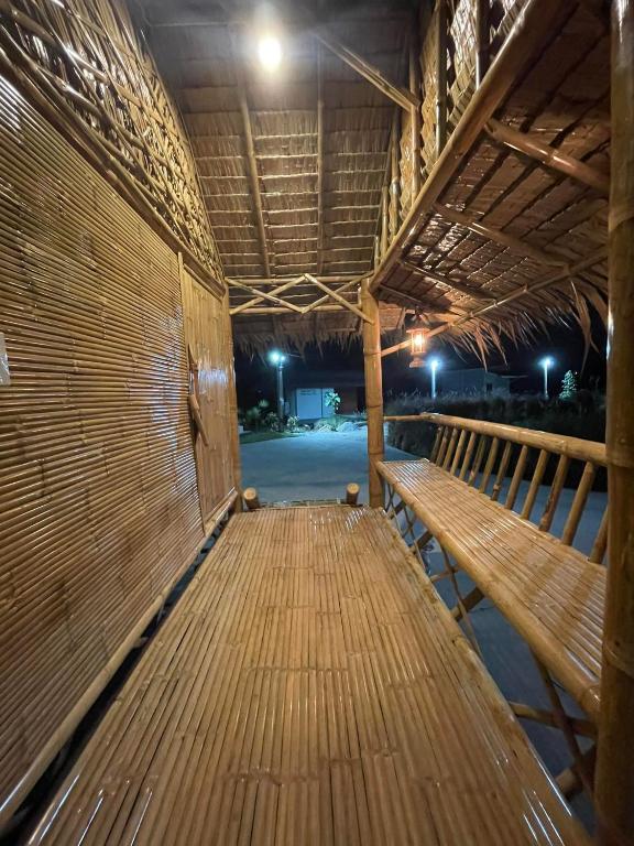 Srihome ยายศรีโฮมแอนแคมป์ปิ้ง - Bungalow