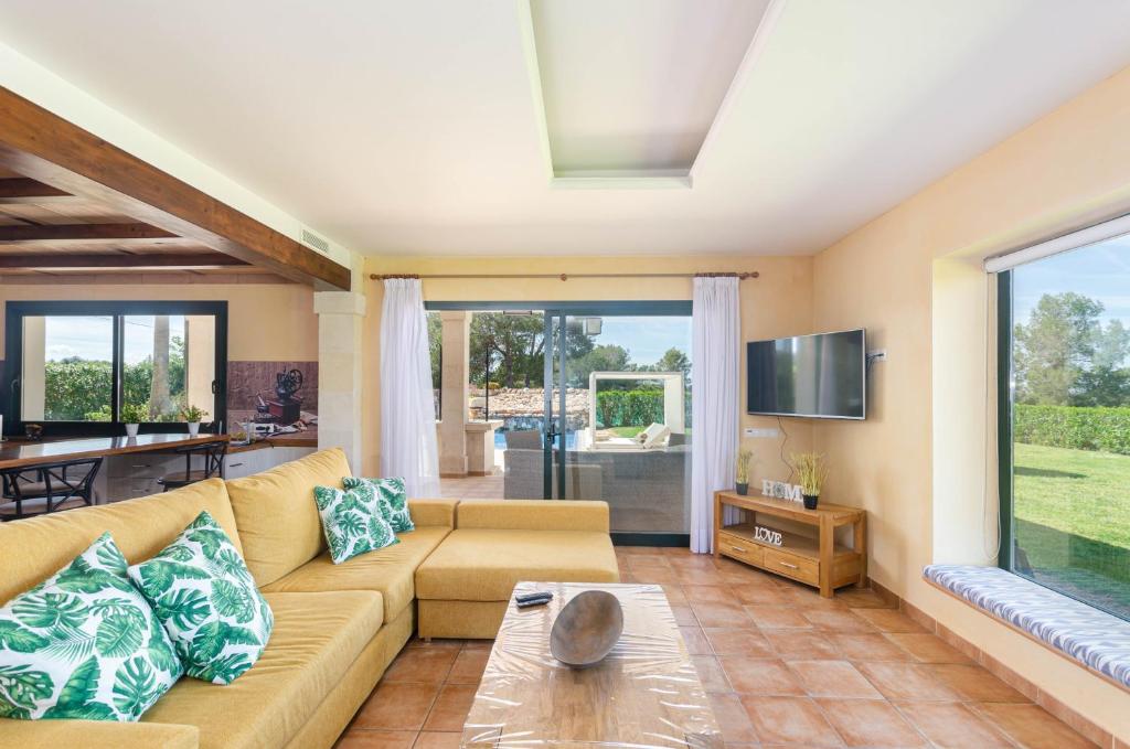 Posezení v ubytování YourHouse Romani Villa