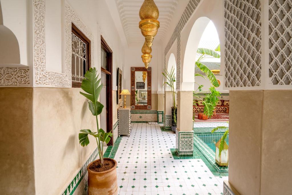 Bazén v ubytování BÔ Riad Boutique Hotel & Spa nebo v jeho okolí