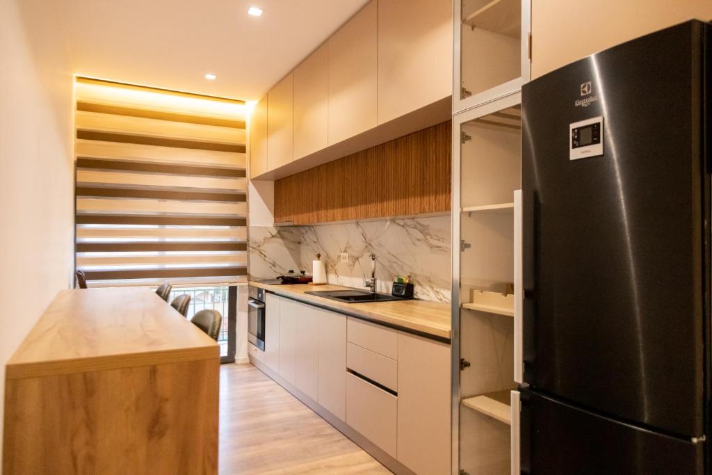 Sk_Grand Apartment - Image 4