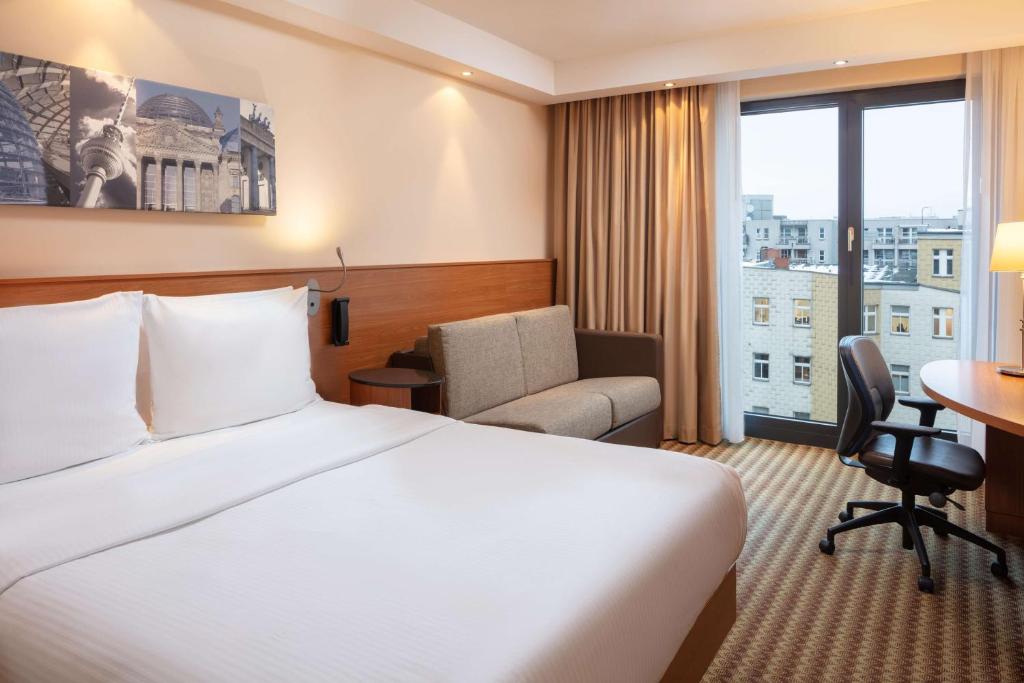 Hampton by Hilton Berlin City West - Resim 16