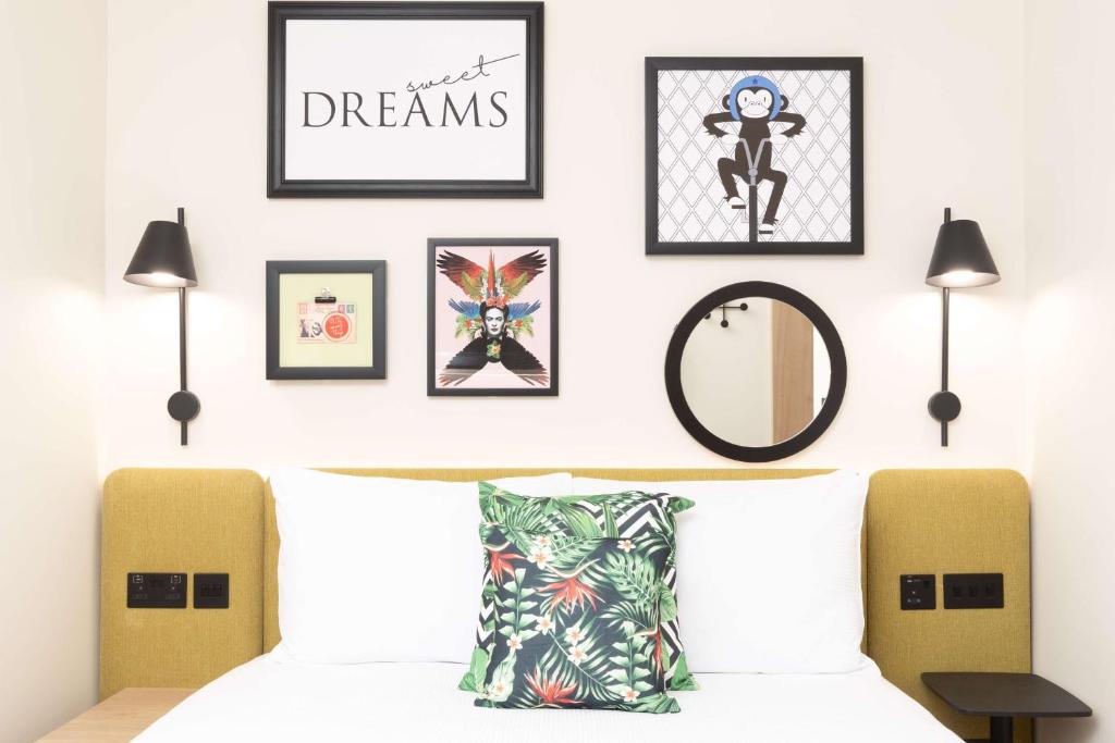 Hampton By Hilton London Old Street - Resim 17