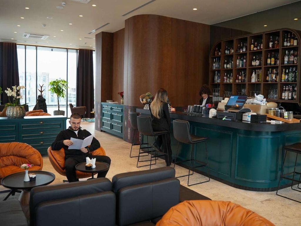 Posezení v ubytování Mercure Prishtina City
