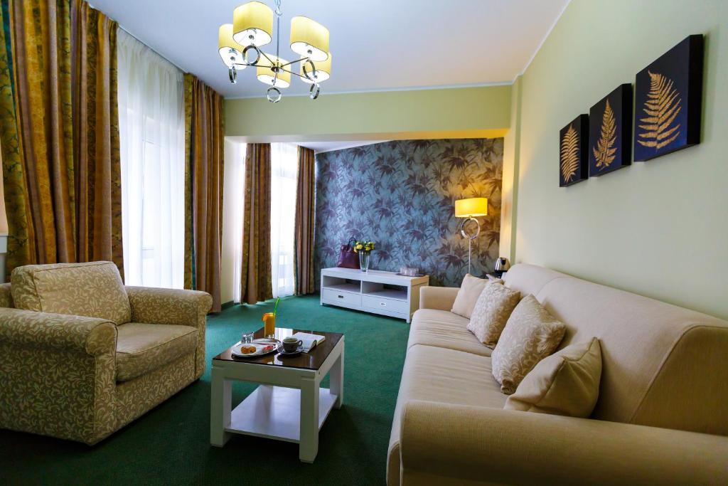 Mercure Galati Centrum - Superior Suite With Sofa