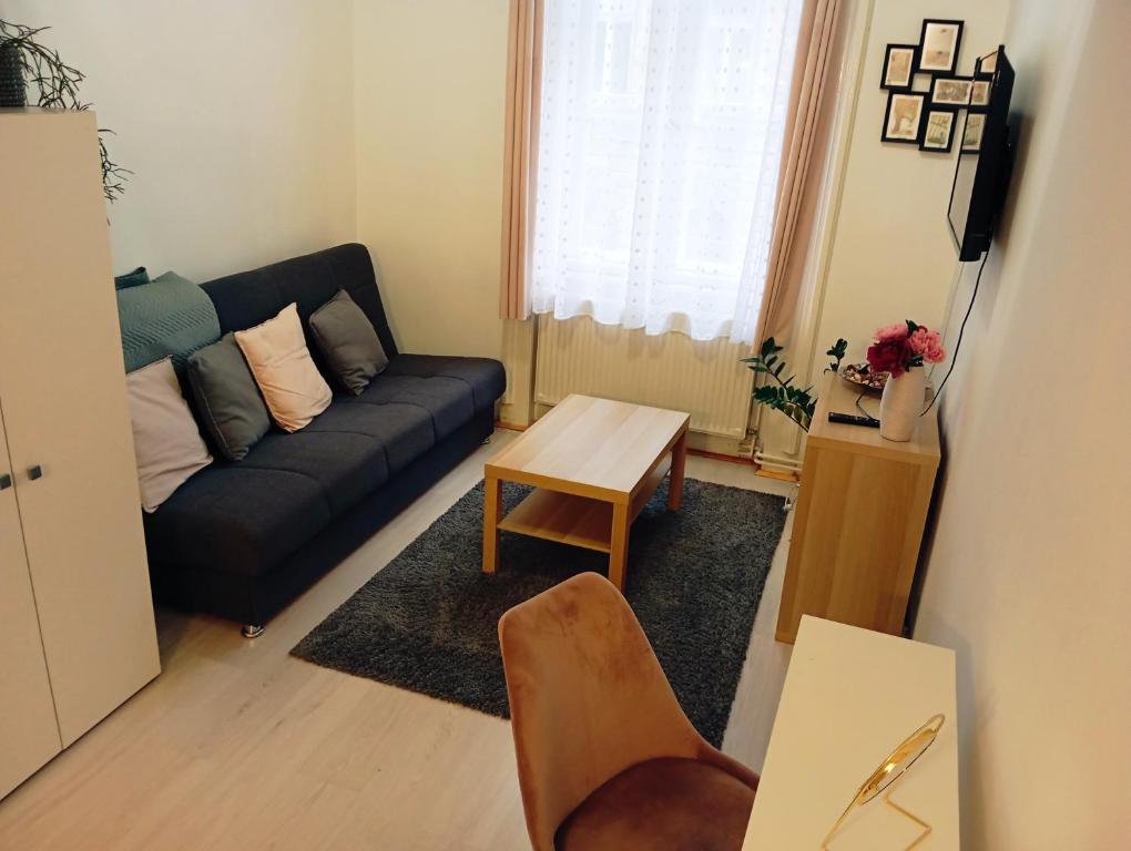 Posedenie v ubytovaní Cozy studio in central Budapest near ruined bars