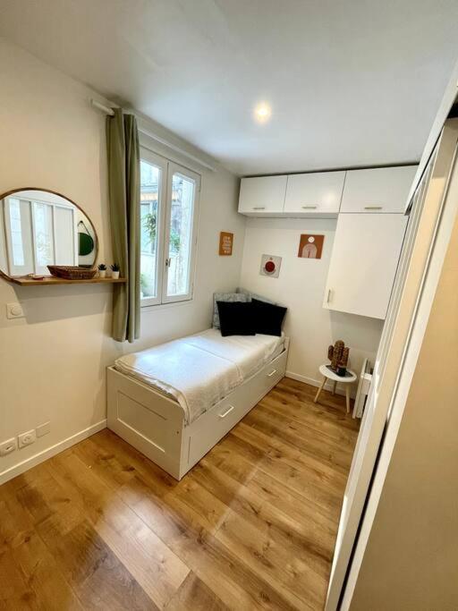 Photo de la galerie de l'établissement Charmant Studio - Hypercentre, à La Rochelle