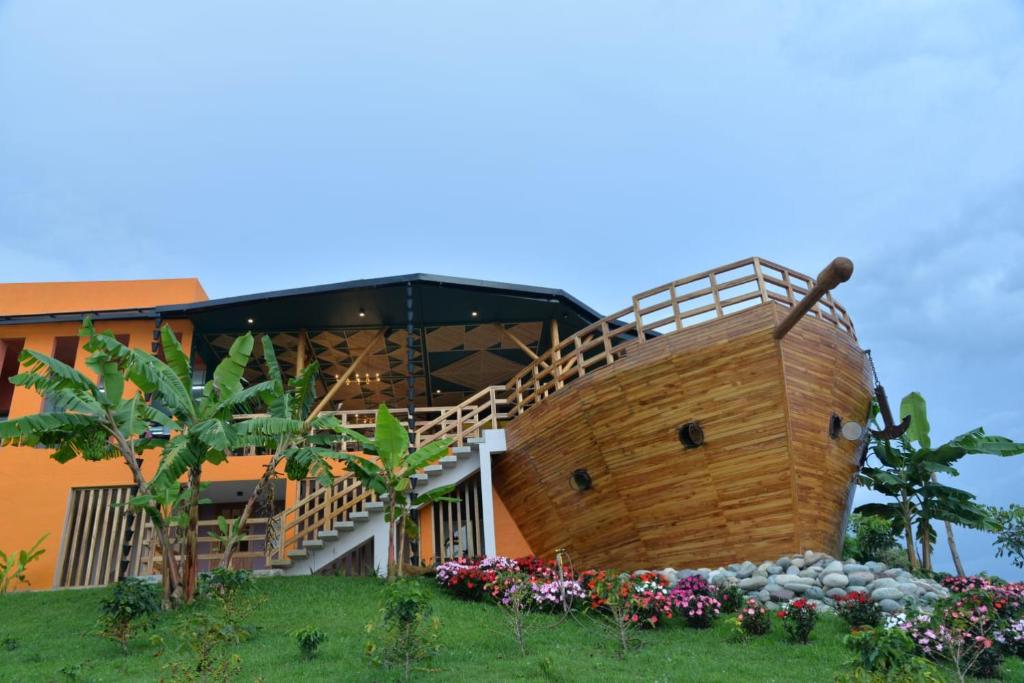 Φωτογραφία από το άλμπουμ του LA PERLA FINCA HOTEL-Glamping Cornalina σε Gigante