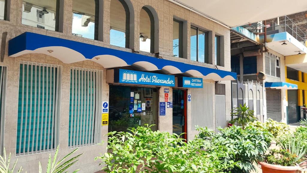 Budova, kde se hotel nachází