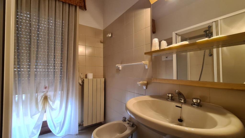 Koupelna v ubytování Albergo Meublé Aurora