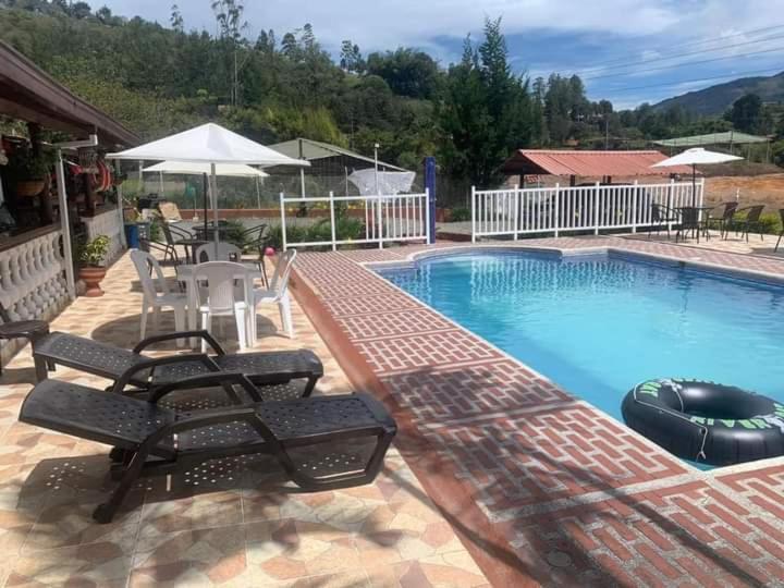 Gallery image of Hotel Muelle De María ángel in El Peñol