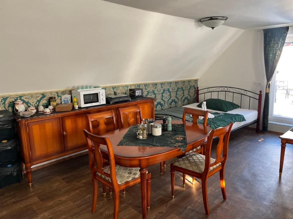 Ubytování U Synagogy Dobříš - 5