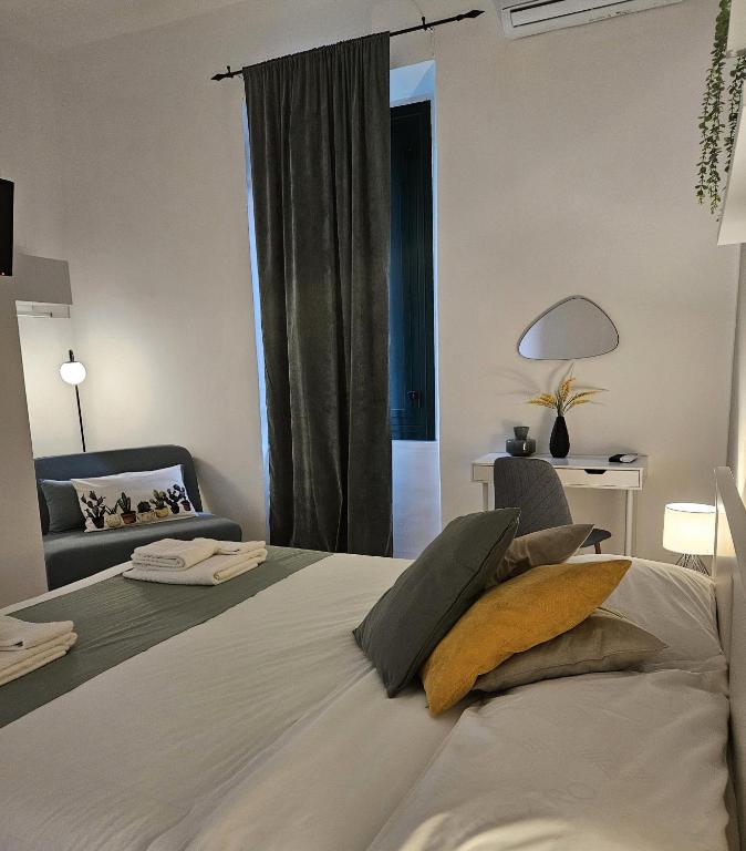 B&B Green - Double Room With Private Bathroom