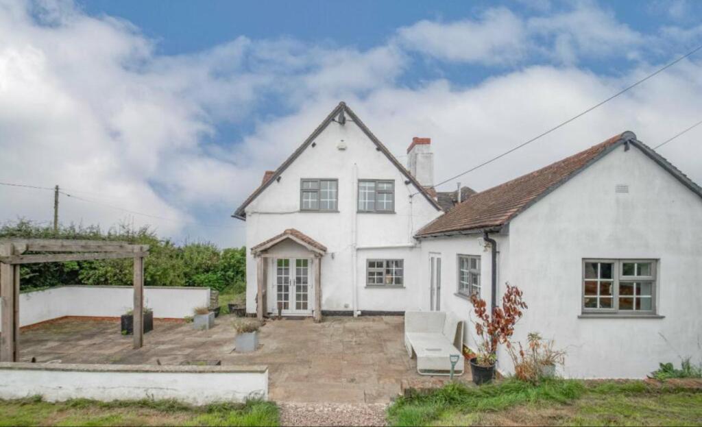 Beautiful 3Bed House in the hamlet of Ham Green, Redditch (updated