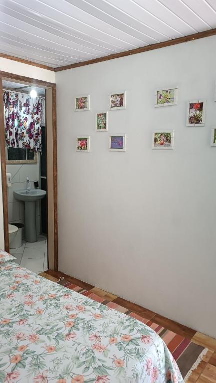 Foto da galeria de Pousada Sobre as Ondas - ILHA DO MEL - PR na Ilha do Mel