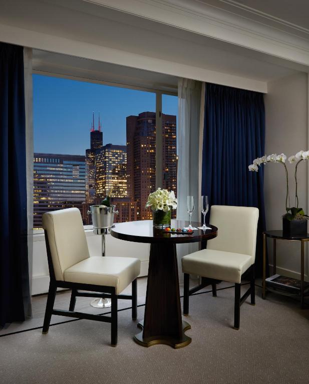 Posezení v ubytování The Peninsula Chicago