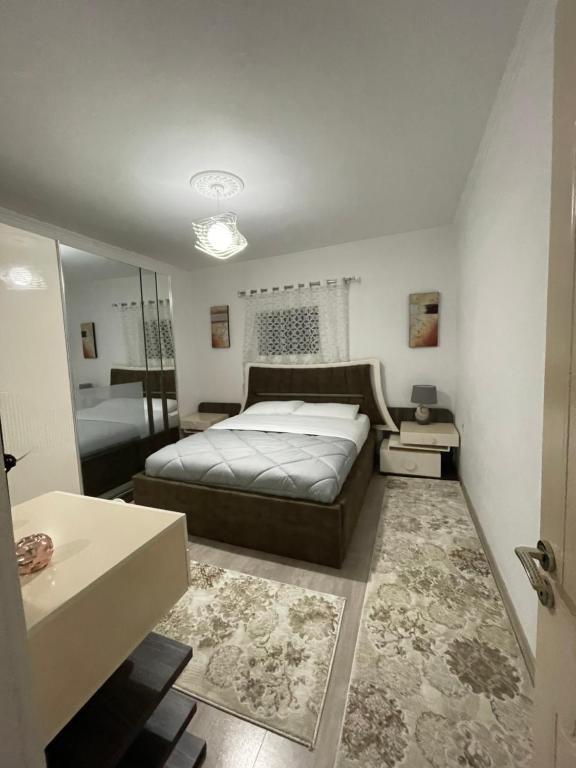 Shaholli Apartment - Image 5