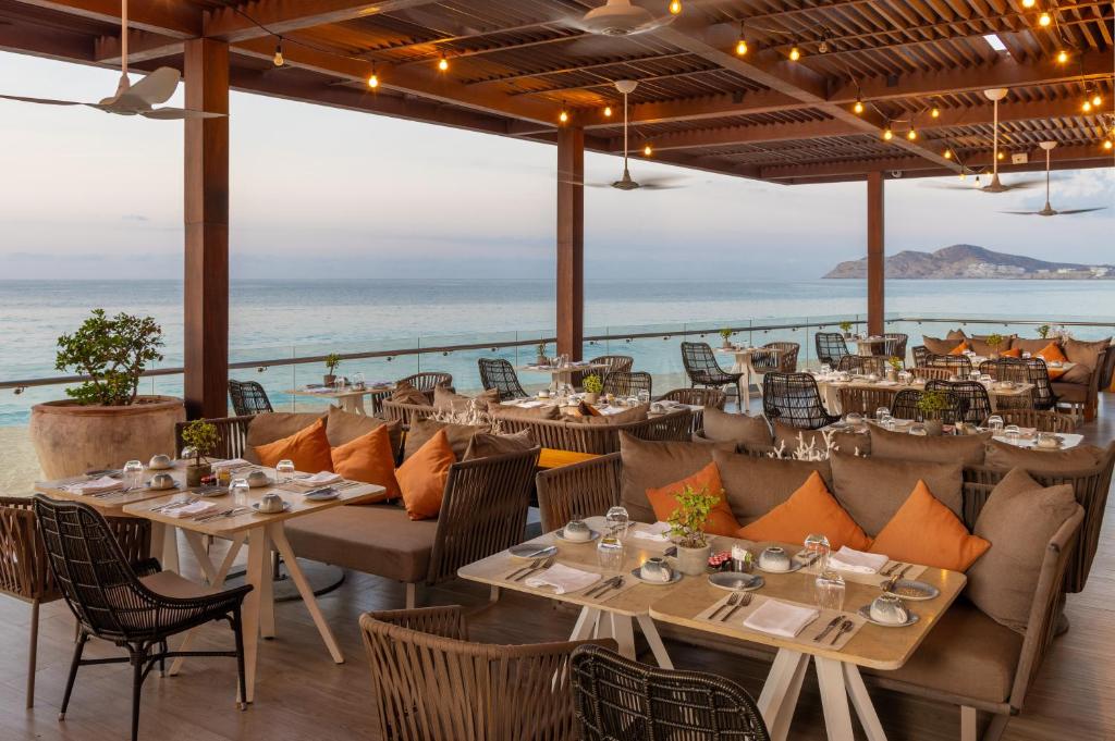 Best luxury hotels in Los Cabos 521793237