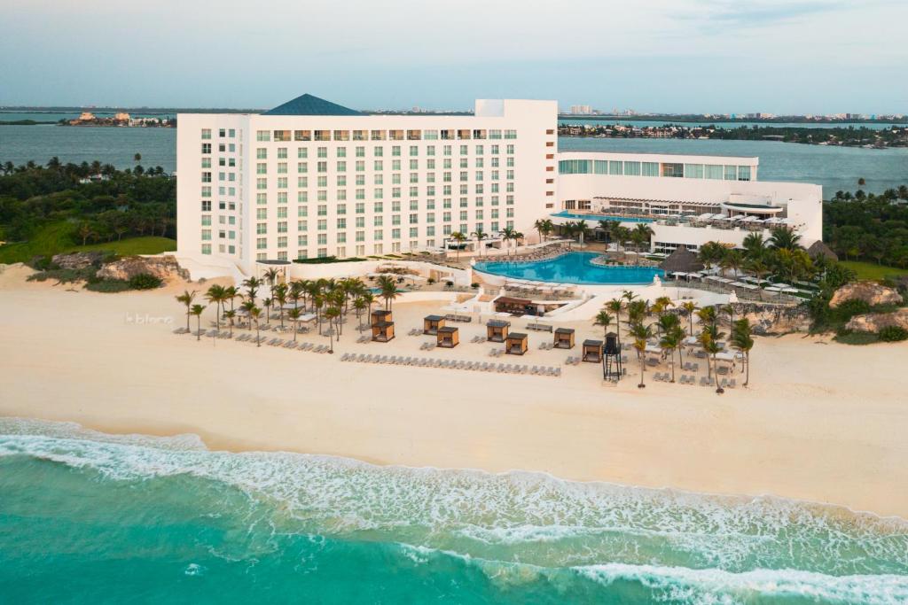 an aerial view of a hotel on the beach at Le Blanc Spa Resort Cancun Adults Only All-Inclusive in Cancún