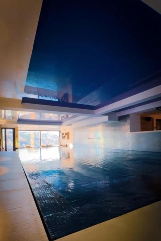 Bazén v ubytování Ice Dream Apartmani nebo v jeho okolí