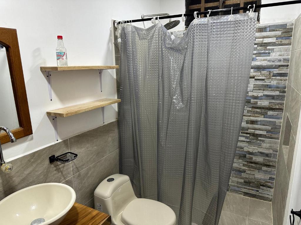 Koupelna v ubytování Cabaña #5 en Condominio Mar de Coveñas
