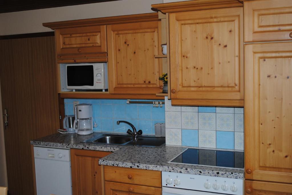 Kuchyň nebo kuchyňský kout v ubytování Haus Holaus Helga