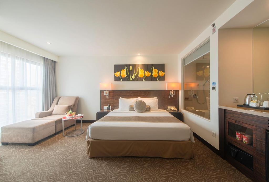 Phòng Deluxe Có Giường Cỡ Queen Nhìn Ra Thành Phố