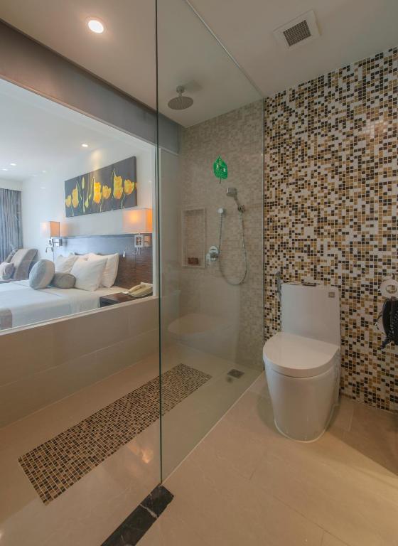 Phòng Deluxe Có Giường Cỡ Queen Nhìn Ra Thành Phố