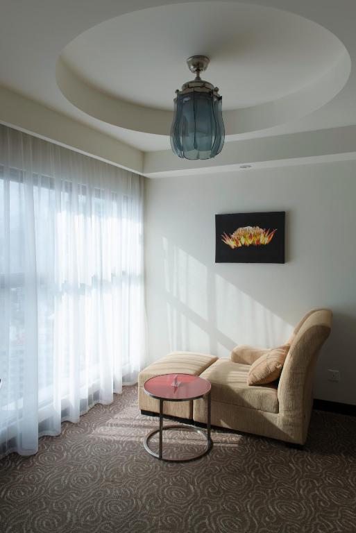 Phòng Deluxe Giường Đôi Nhìn Ra Biển