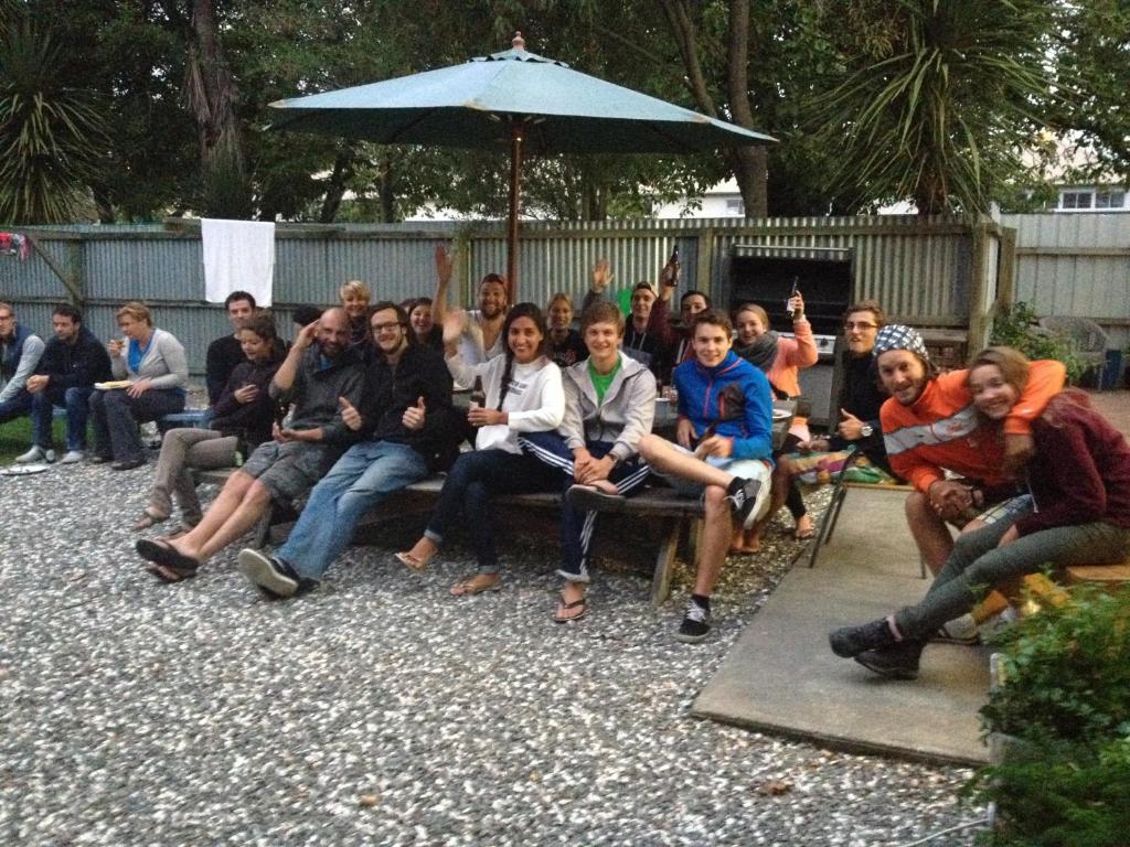 Around The World Backpackers - Resim 30