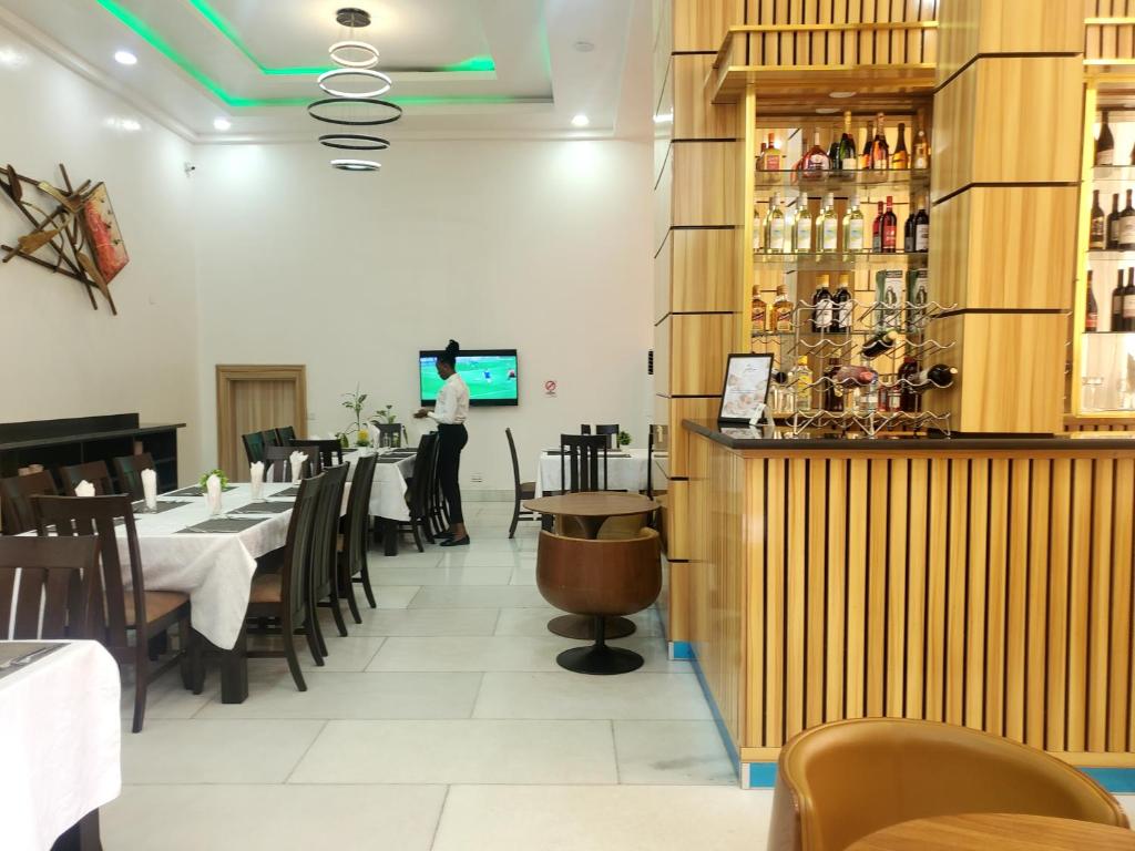 Restaurace v ubytování Dalchifit Suites by Premium Swiss Hospitality