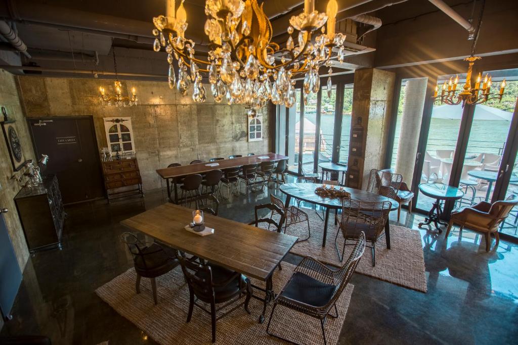 Posezení v ubytování SS Resort